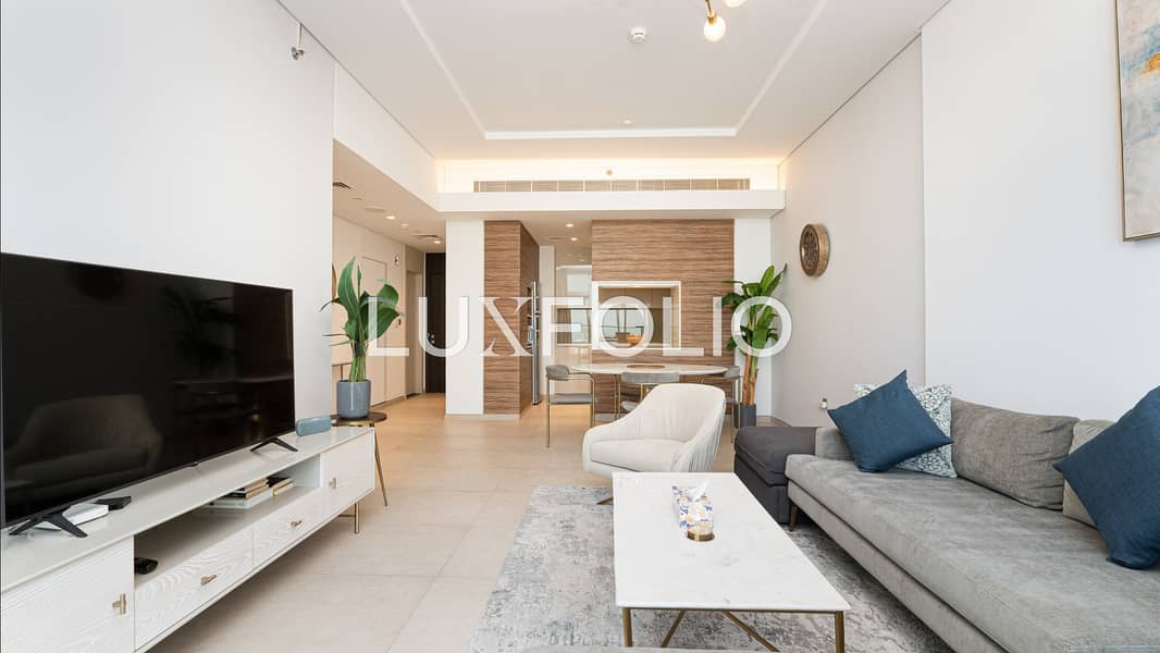 Golf Course View · High-Floor · Fully Furnished — image 5