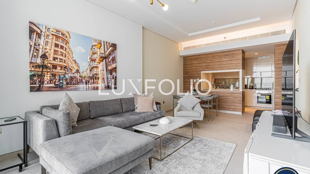 Mid Floor · Lakes View · Unfurnished — image 1