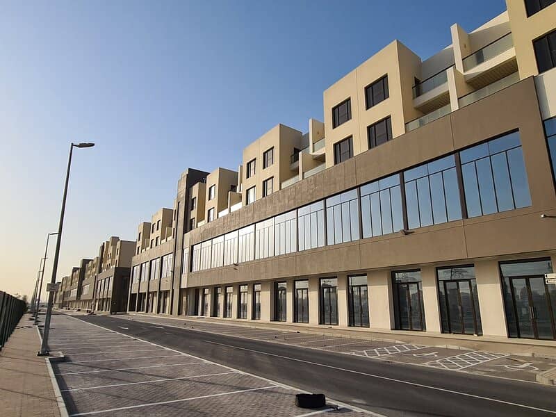 25 souq-warsan-24149_xl. jpg