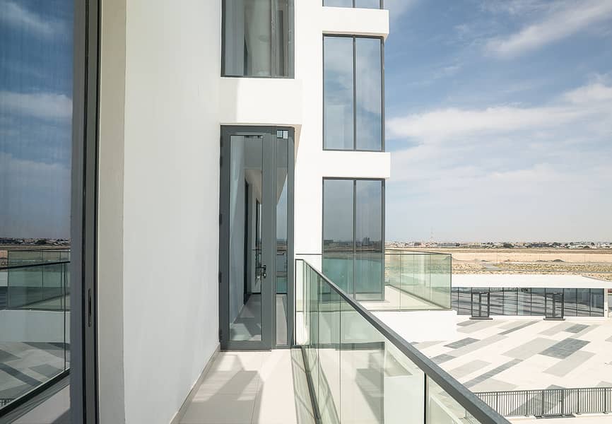 32 APT314C2BBWAM-SHARJAH5. png