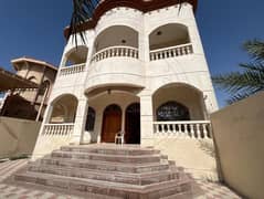 فیلا في الروضة 2،الروضة 8 غرف 140000 درهم - 14844689