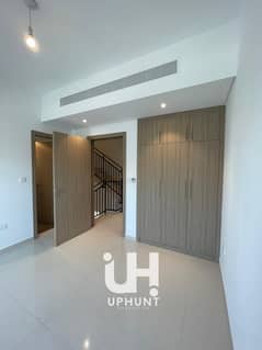 فيلا من 4 غرف نوم | شرفات متعددة | إطلالات على المجتمع والمدينة