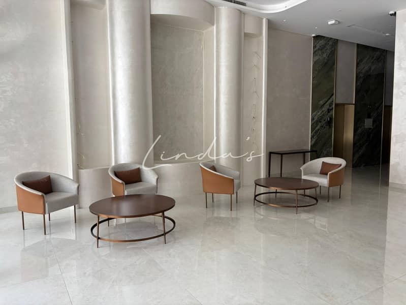 8 images image img