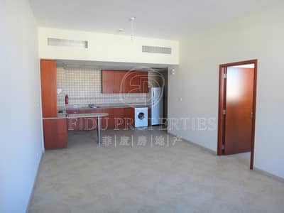 Full Park View | Perfect Location | Middle Floor Full Park View | Perfect Location | Middle Floor