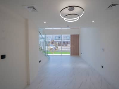 2 Bedroom Villa for Sale in Dubailand, Dubai - Luxury | Spacious Bright | Prime Location