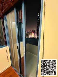 شقة غرفة وصالة للبيع في أبراج فالكون – عجمان فرصة مميزة لامتلاك شقة راقية بتشطيب حديث وإطلالات جميلة الموقع: أبراج فالكون – عجمان