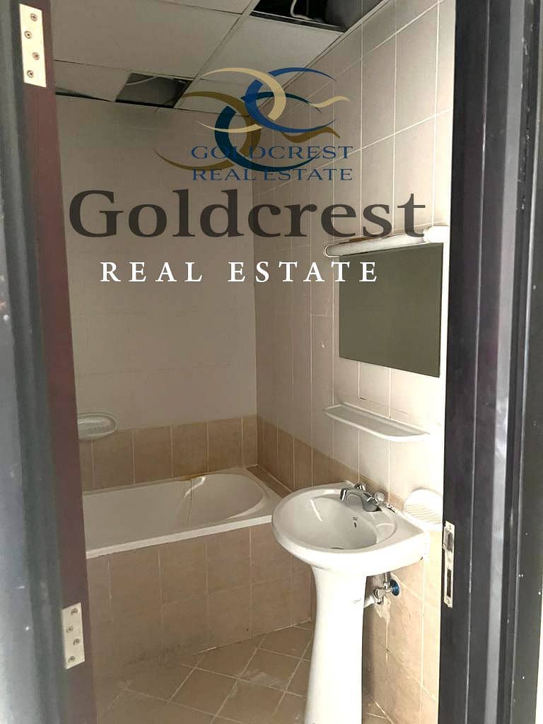 7 Guest Washroom