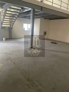 "مستودع فاخر مع ميزانين للإيجار في المدينة الصناعية الإماراتية، الشارقة"