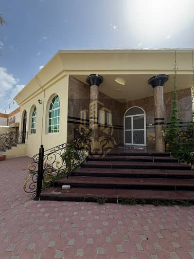 3 Bedroom Villa for Rent in Al Darari, Sharjah - WhatsApp Image 2026-04-01 at 10.34. 13 (1). jpeg 3 Bedroom Villa for Rent in Al Darari, Sharjah - WhatsApp Image 2026-04-01 at 10.34. 13 (1). jpeg