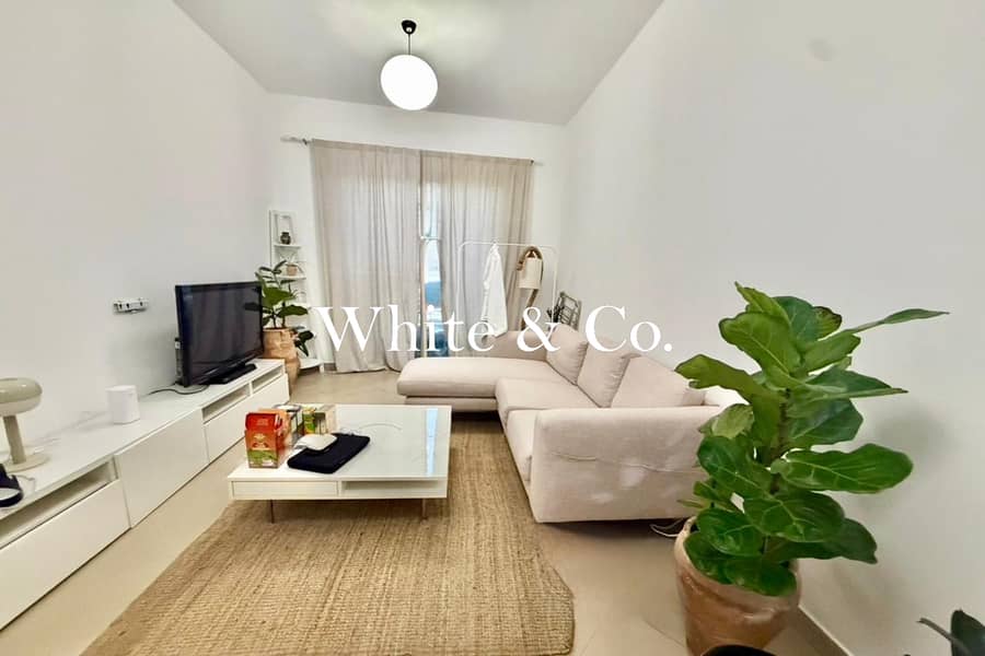 Fully Furnished unit | Tenanted | Balcony Fully Furnished unit | Tenanted | Balcony