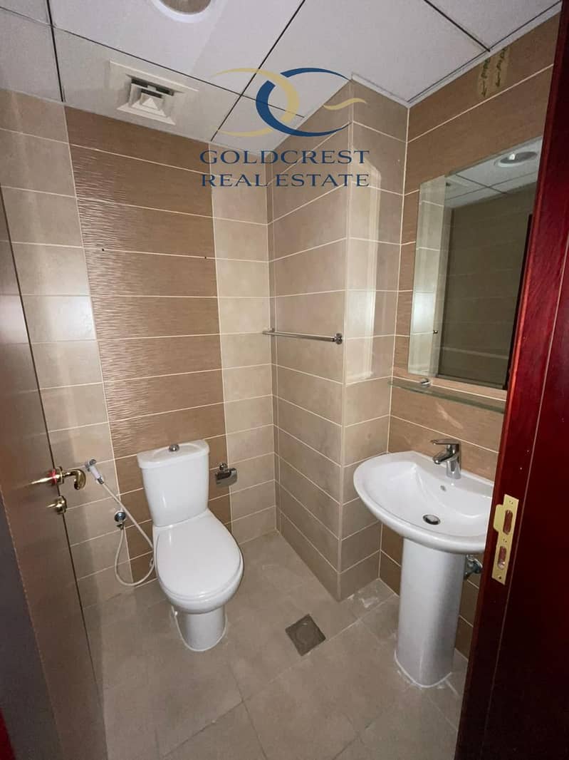 8 toilet