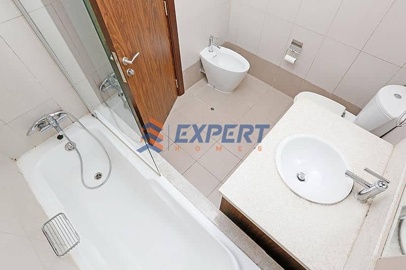 18 94353b97-e609-4a1e-a26e-a1816f8b935f. jpg