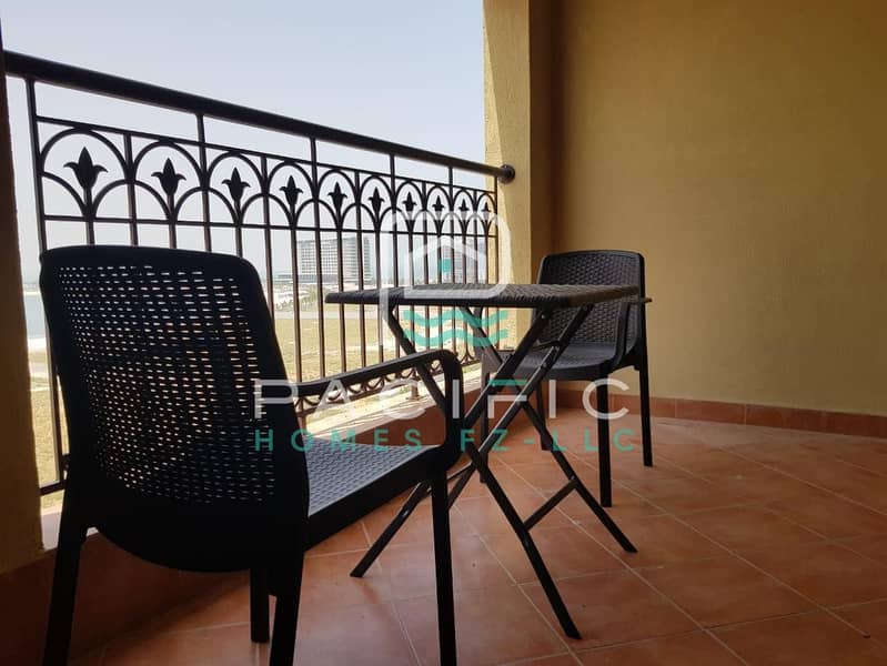 15 Pullman_Residences_Unit641_photo16. jpg