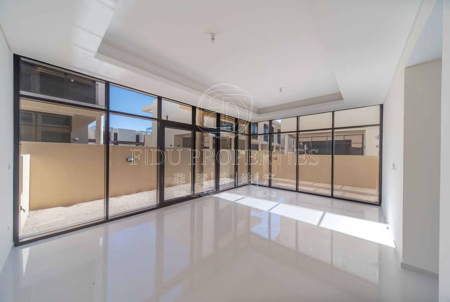 Brand new Corner Unit | TH-M Type | Park Facing Brand new Corner Unit | TH-M Type | Park Facing