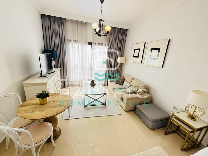 4 Pullman_Residences_Unit215_photo4. jpg