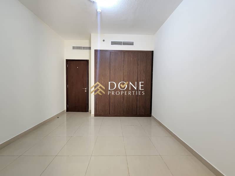 Specious open view 2bhk With Both Room with wardrobe Balcony close to safari mall