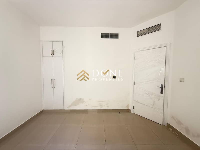 Open View 3bhk with Balcony Close to Muwaileh Park In Affordable Price