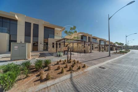 Single Row | TH-M Type | Corner 3 Bedroom Single Row | TH-M Type | Corner 3 Bedroom