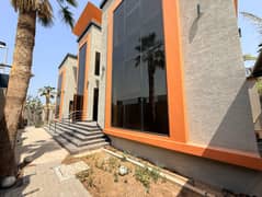 افخم فيلا 7 غرف | 2 طوابق + 2 مجلس | ملاحق + قبو | الجزات