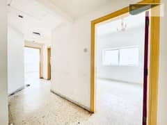 شقة في منارة الجولة،القاسمية 1 غرفة 28999 درهم - 14856144