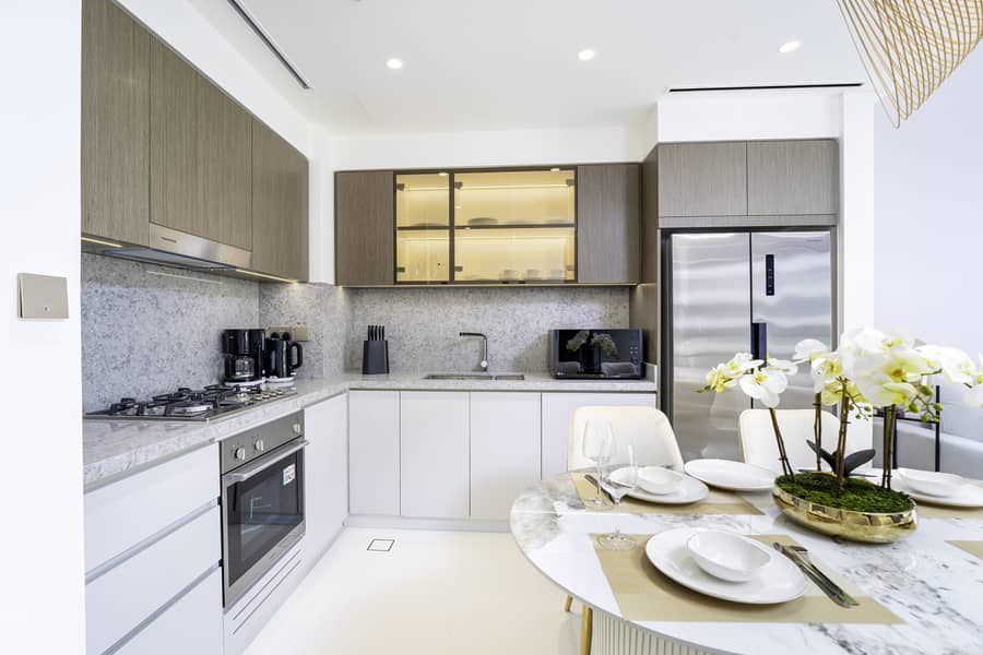 3 Kitchen 2. jpg