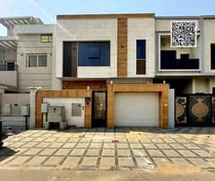 للايجار فيلا مودرن ارضي واول وروف خمس غرف نوم ماستر بمنطقة الياسمين