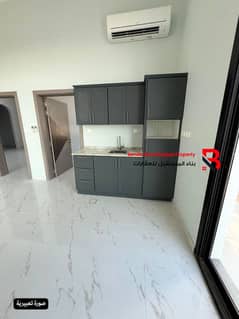 للبيع فيلا طابقين العين - زاخر المساحة 200*100