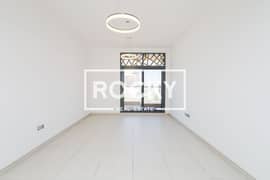 1 B/R with Terrace | Fitted Kitchen | Pool & Gym