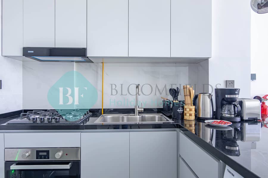 11 Kitchen 2. jpg
