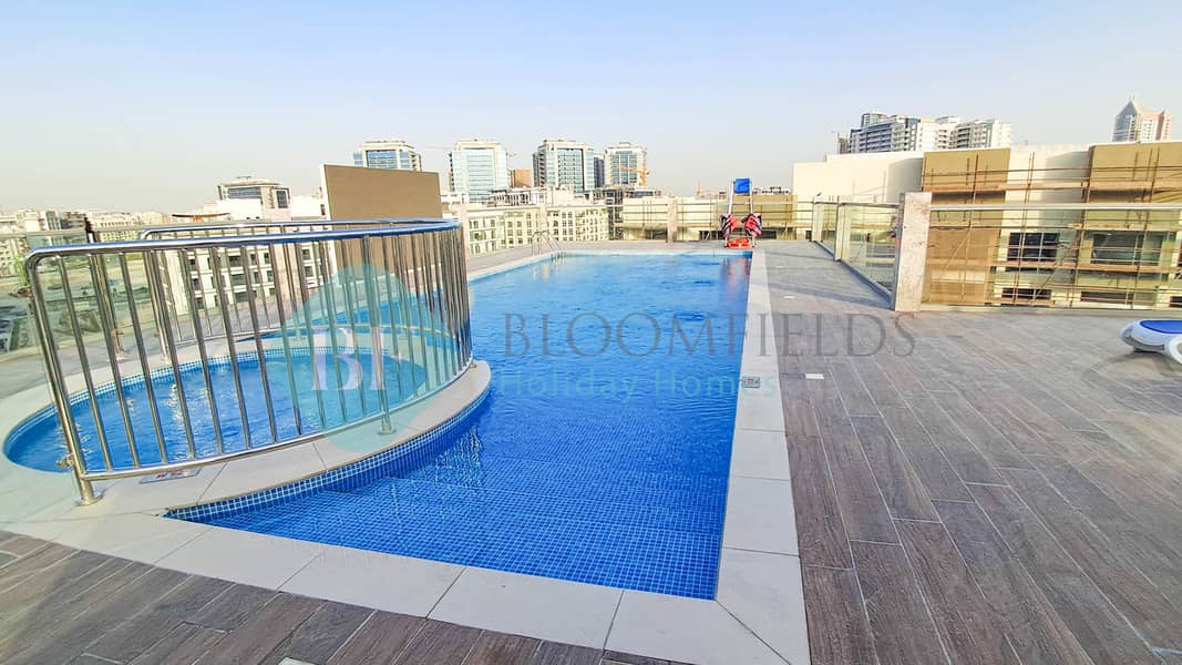 15 Swimming Pool 2. jpg