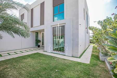 Vacant Corner | 5 Bedroom Villa | Type C Vacant Corner | 5 Bedroom Villa | Type C