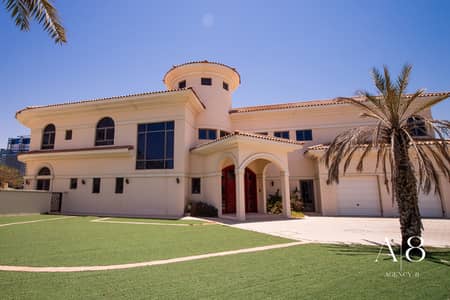 5 Bedroom Villa for Sale in Palm Jumeirah, Dubai - Mid Number | Vacant | Make Offer