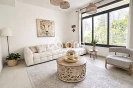 Unfurnished | Vacant soon | On Pool N Park