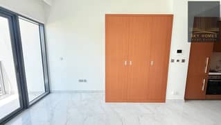 Semi Furnished Studio Available Park View Just in 44k With All Amenities…