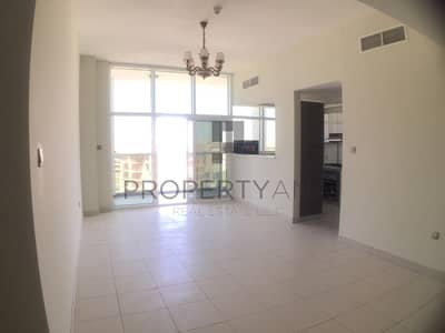2 Bedroom Flat for Rent in Dubai Studio City, Dubai - Bright 2 BR | 2 Parking & Kitchen Equipped 2 Bedroom Flat for Rent in Dubai Studio City, Dubai - Bright 2 BR | 2 Parking & Kitchen Equipped