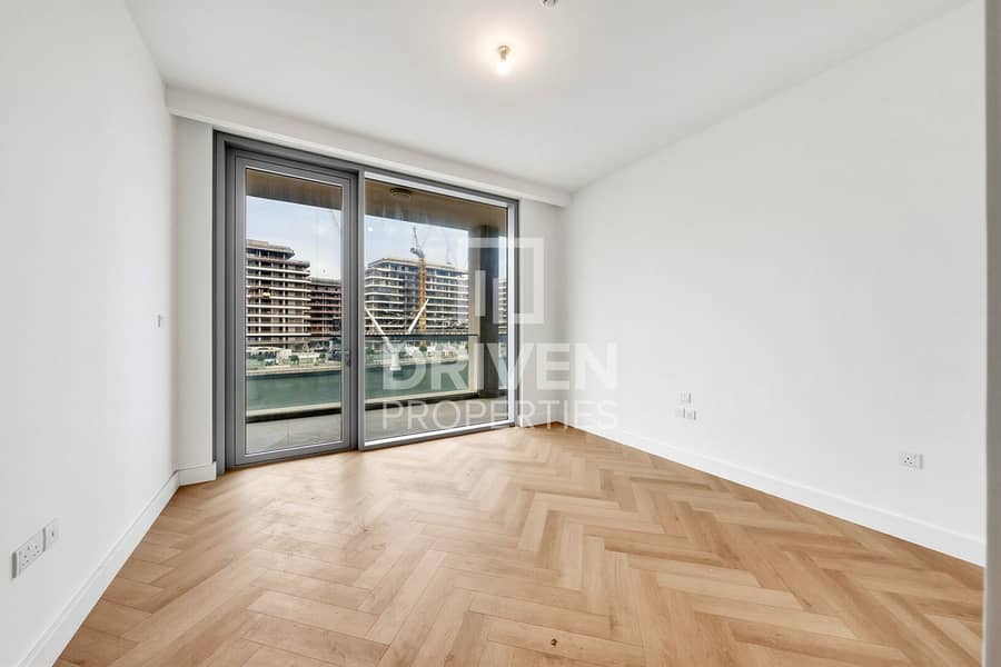 Corner Unit | High Floor | Full Canal View Corner Unit | High Floor | Full Canal View