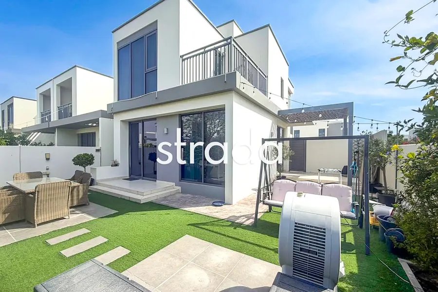 4BR Villa for sale in Dubai Hills Estate, Dubai — AED 5.75M