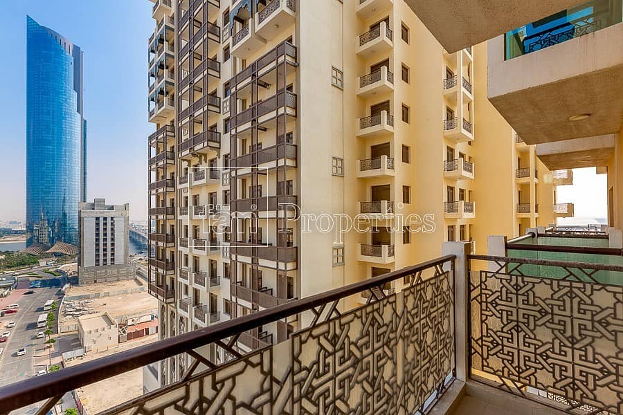 Spacious 2 Bedroom Apartment in an Exclusive Tower