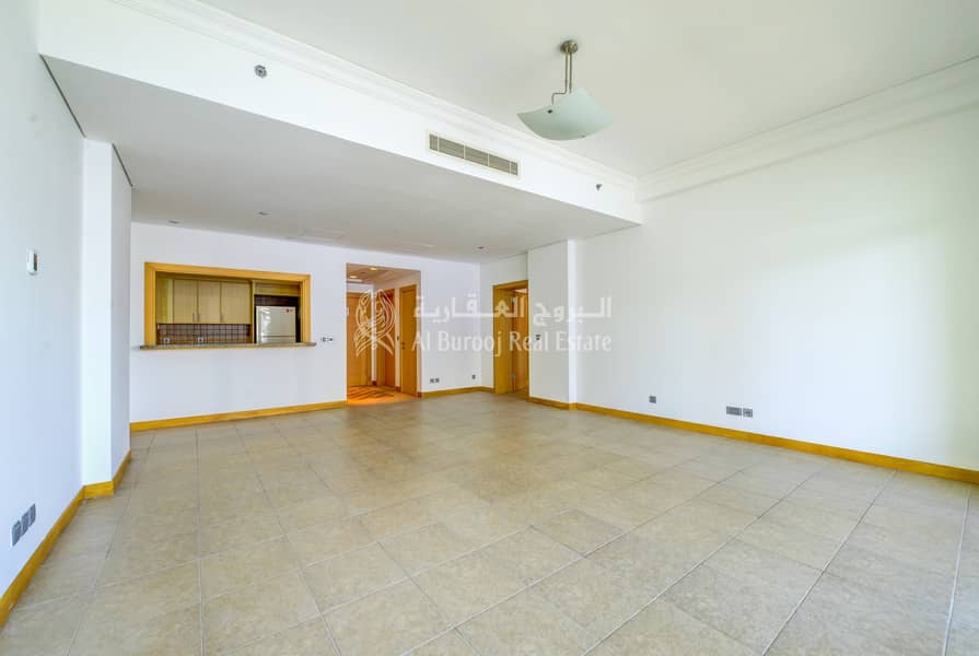 Beautiful 1 bedroom Apartment with Sea View