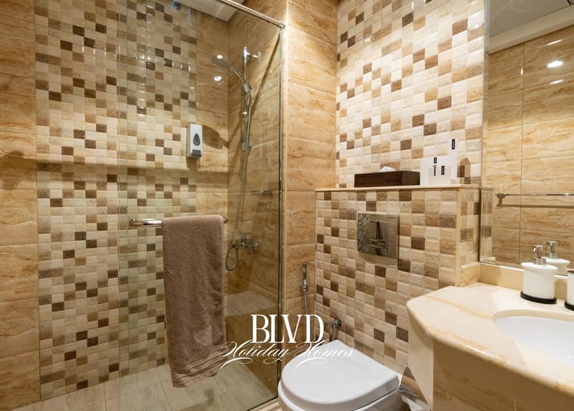 18 70404633. jpg