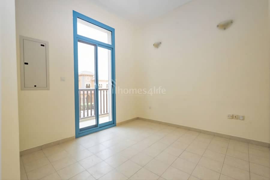 Spacious 2 Bed + Study | Perfect for Families Spacious 2 Bed + Study | Perfect for Families