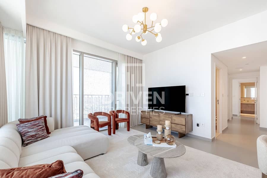 High Floor | Fully Furnished | Vacant Apt