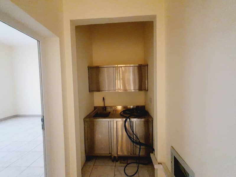 8 20250429_181937. jpg