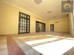 Bright Villa Five Master Bedrooms Hall, All Floor Extra Room ,Wardrobes, Nice Kitchen, Maids Room, Washing Room,Driver Family Easy Car Parking Muroor.