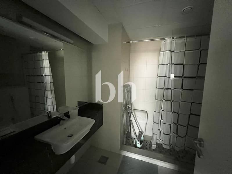 22 images image img