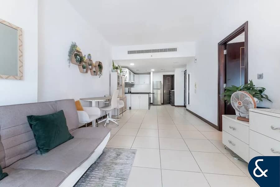 1 Bed | Vastu | Vacant | Balcony | Metro Near 1 Bed | Vastu | Vacant | Balcony | Metro Near