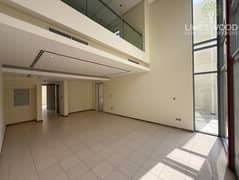 فیلا في مردف 4 غرف 210000 درهم - 14682131