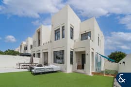 3 Bedrooms | Study | End Unit | VOT | 4 Bath