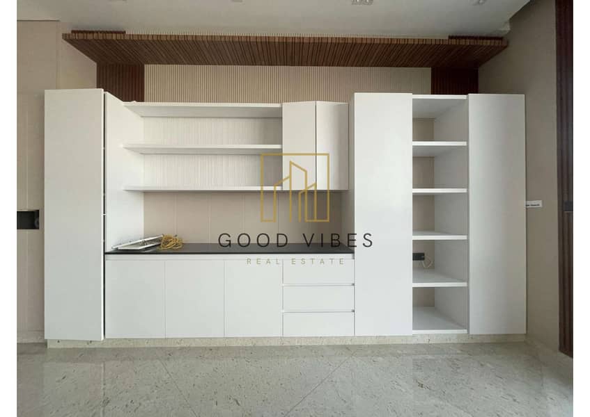 6 Villa 146_compressed_page-0007. jpg