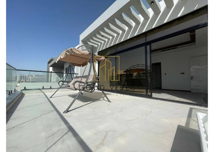 15 Villa 146_compressed_page-0016. jpg